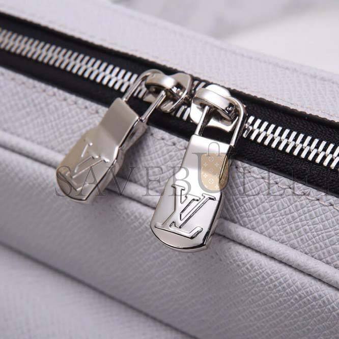 LOUIS VUITTON OUTDOOR MESSENGER M30243 (29.5*20*10.5cm)